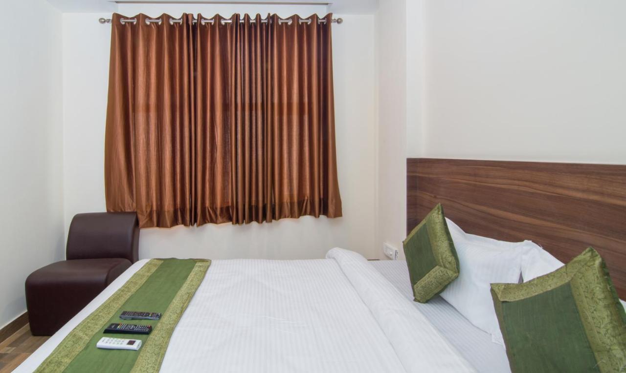 Treebo Trend Bipin International Hotel Lucknow Exterior photo